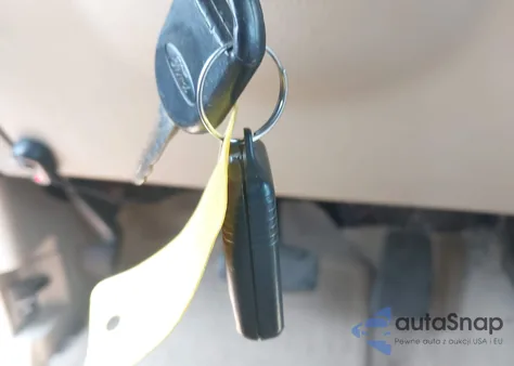 2006 Ford F150 z USA, uszkodzony, nr VIN 1FTPX14556NA20357